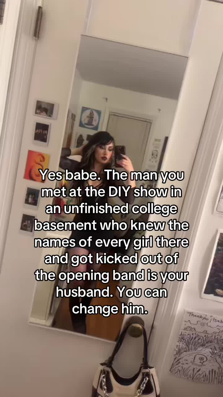 @celinacoma