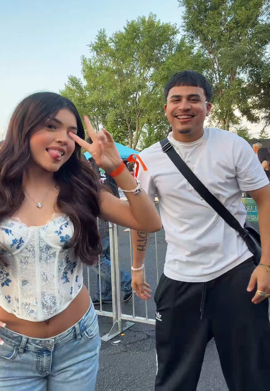 @izabella