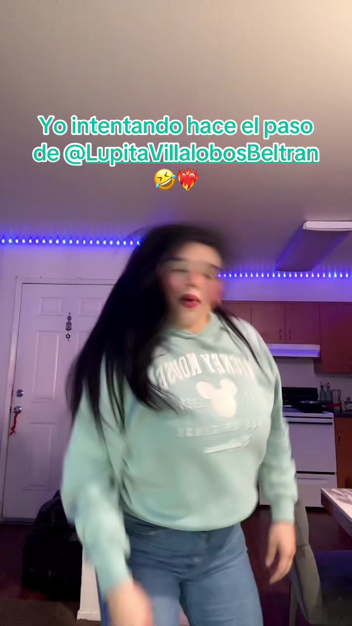@LaChulaMely,s๐๐