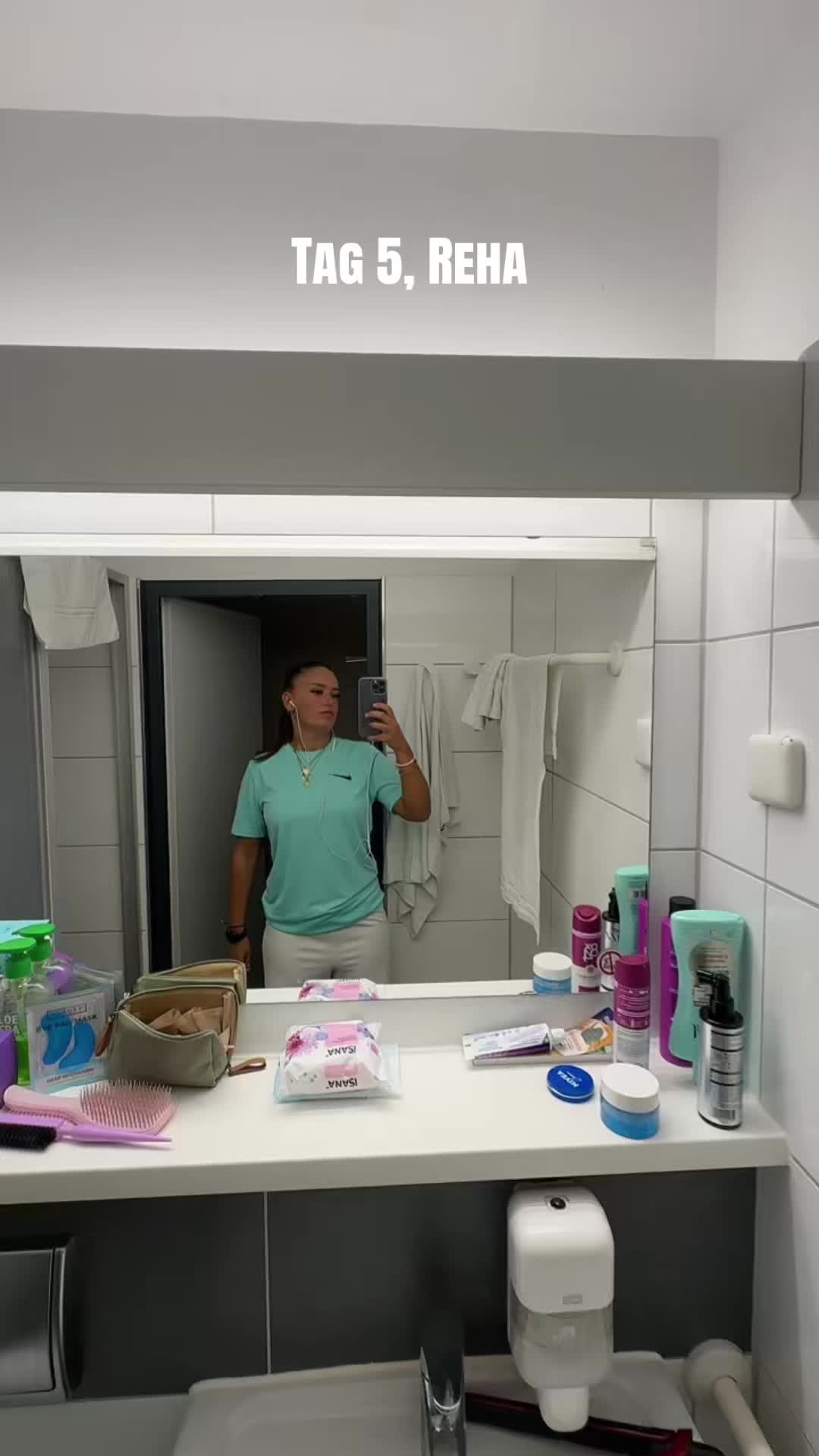 @Einfach.Ari