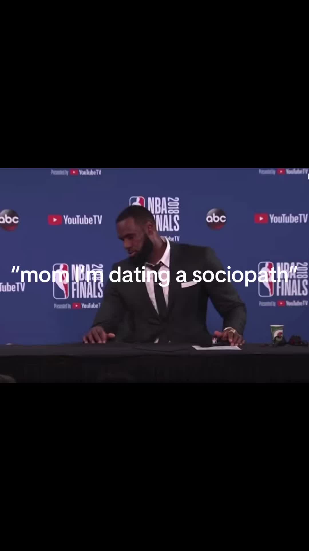 @⦻ »