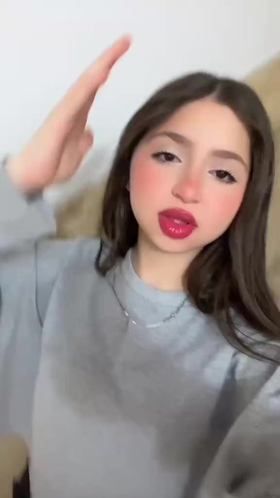 @R🐇