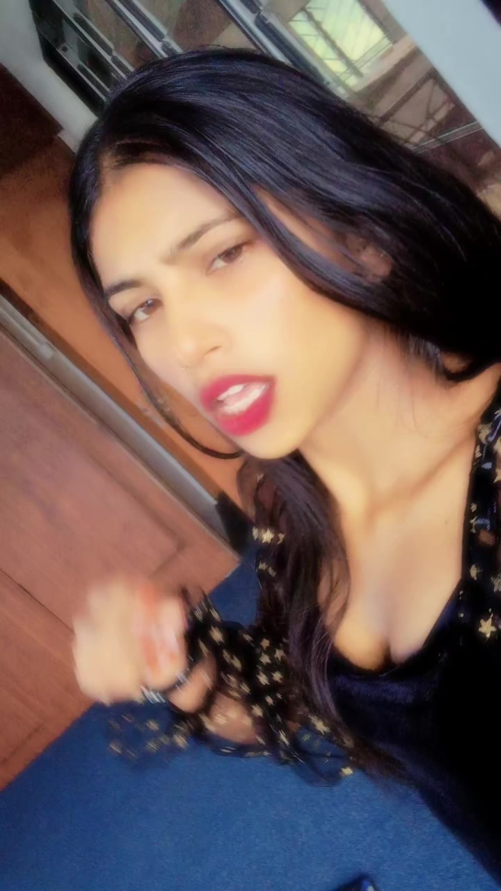 @🥹Payal🥹🥂