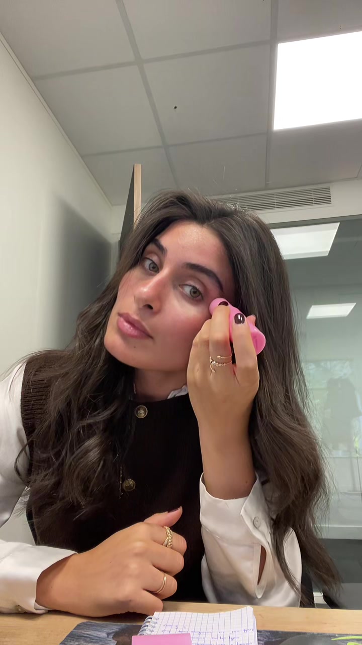 @leakhadij