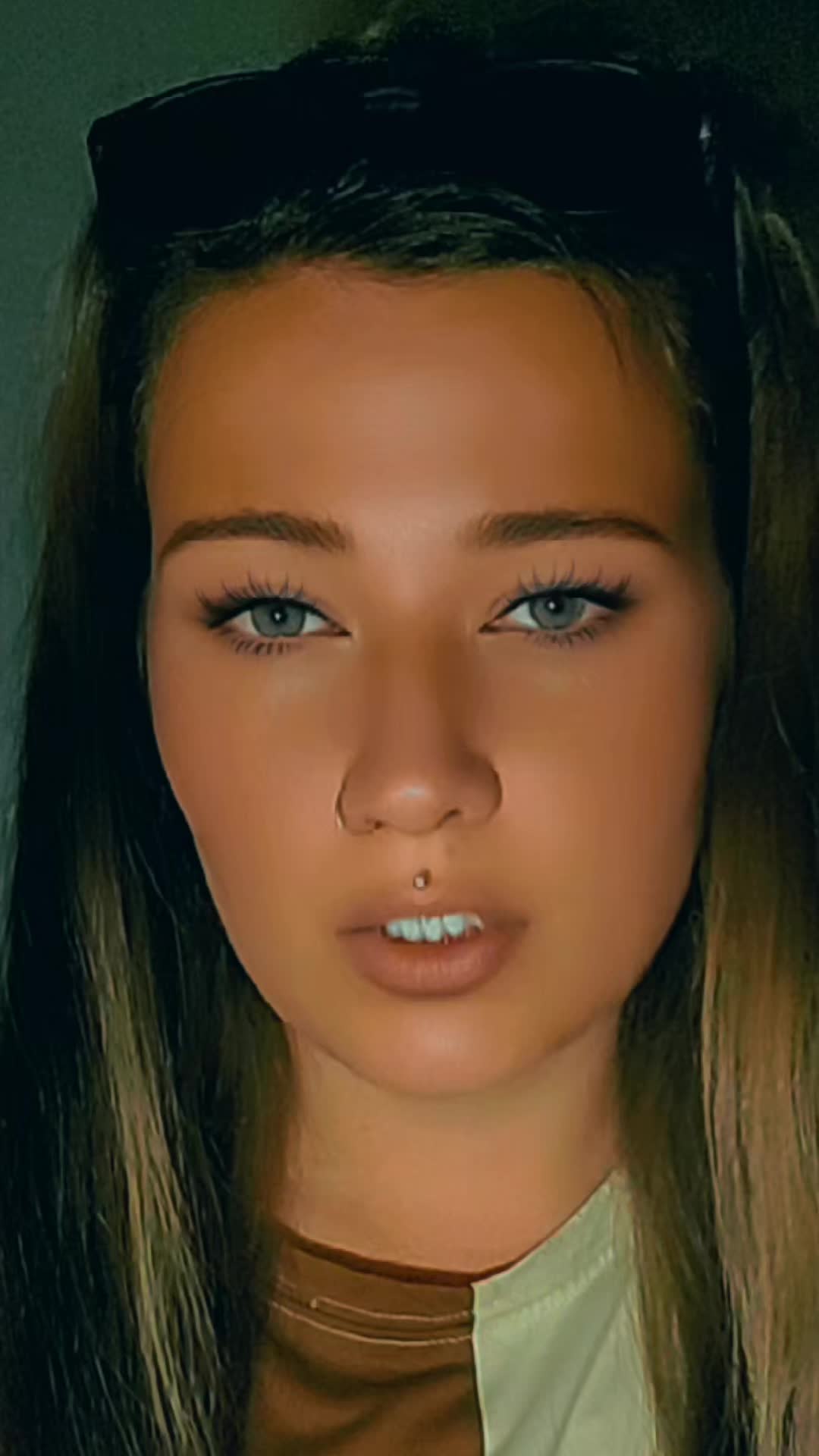 @_SmokaHontas__
