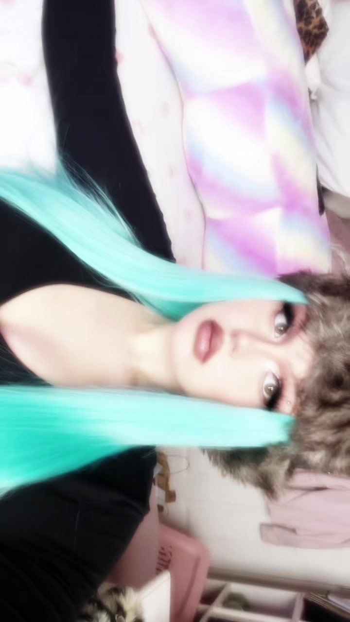 @i.kissedagirl