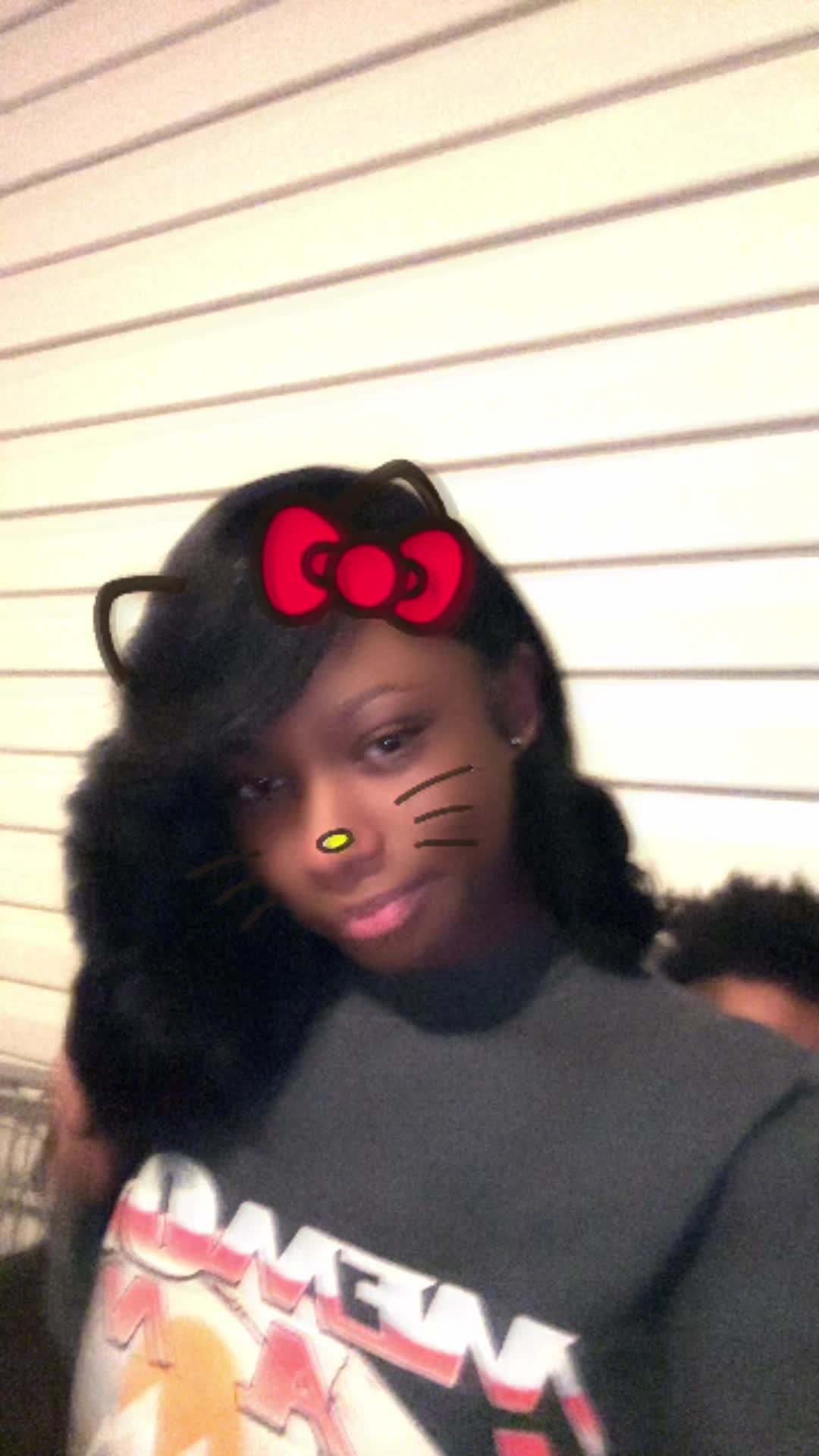 @Miss 5 Star โ