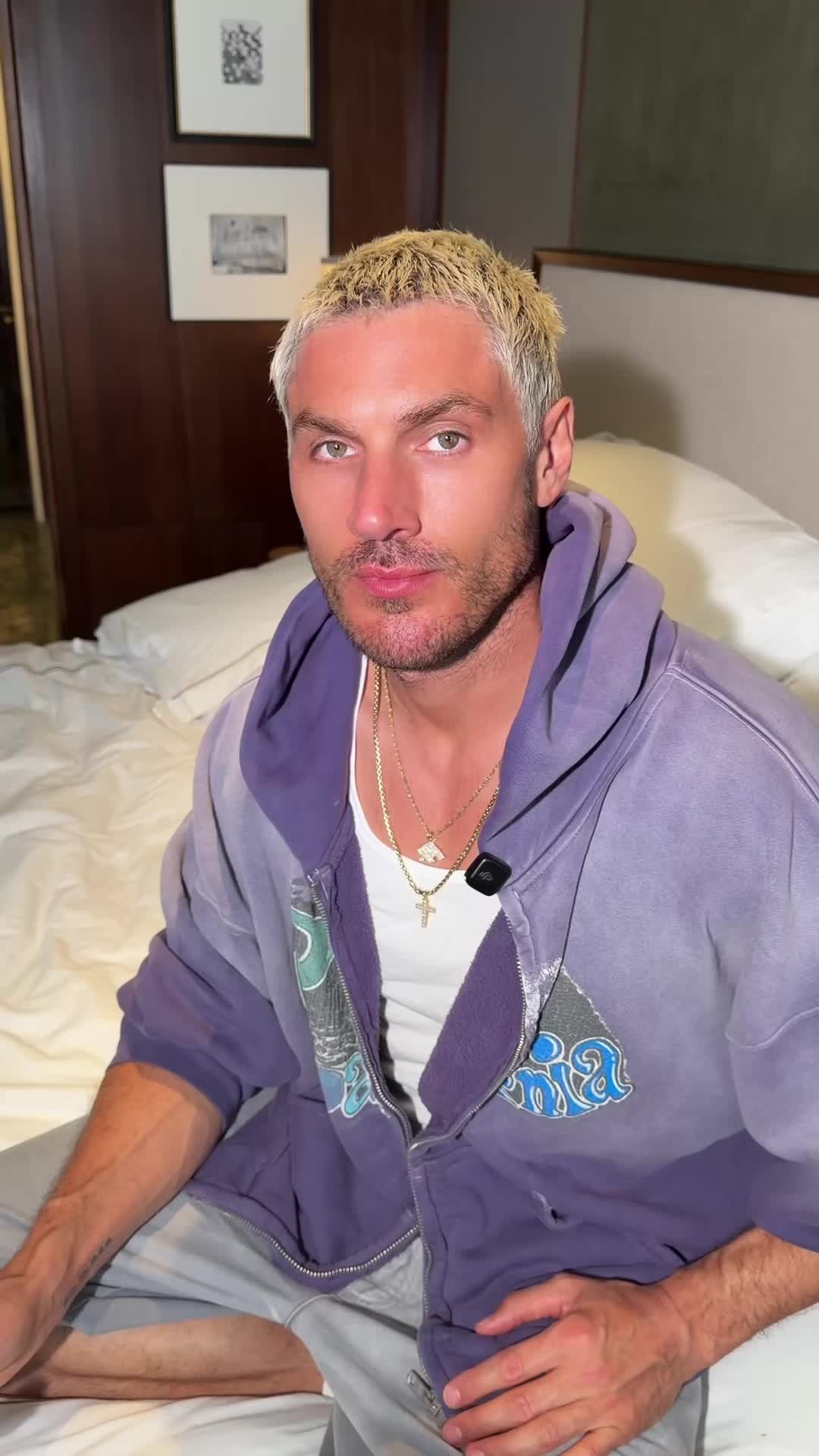 @Chrisappleton1