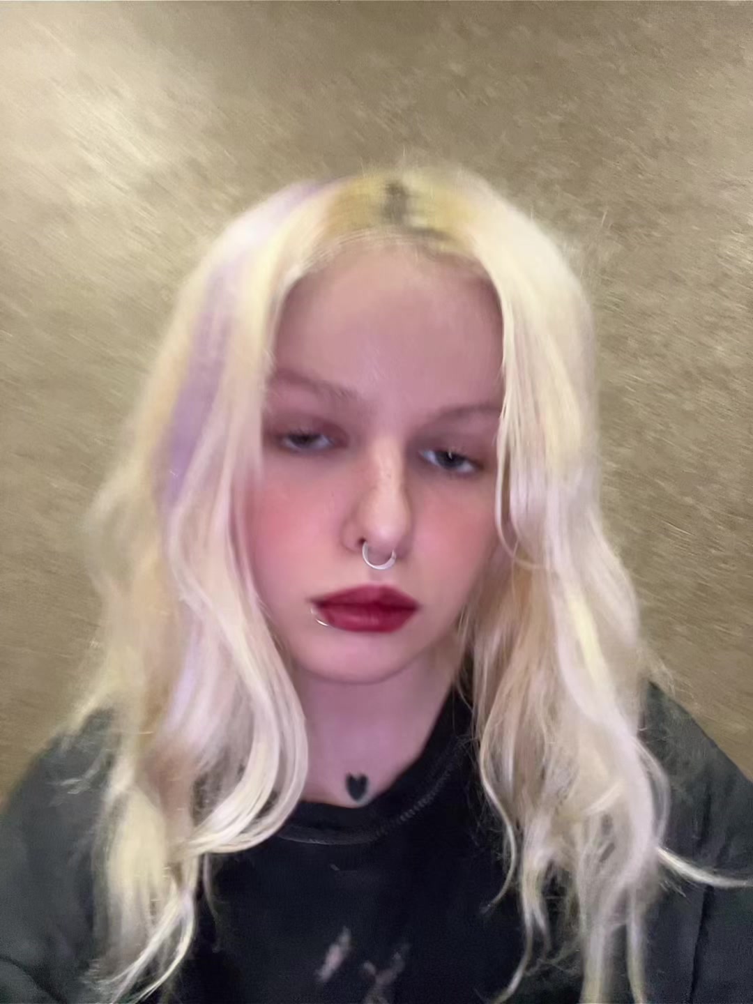 @whoisronnimr