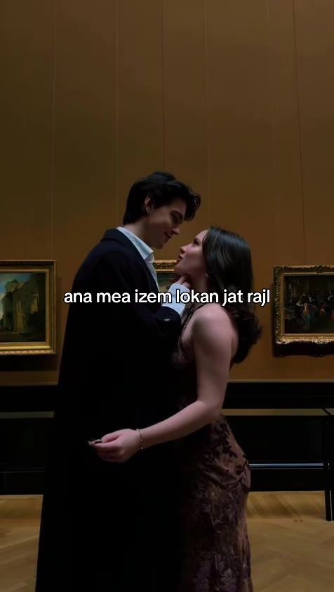 @??