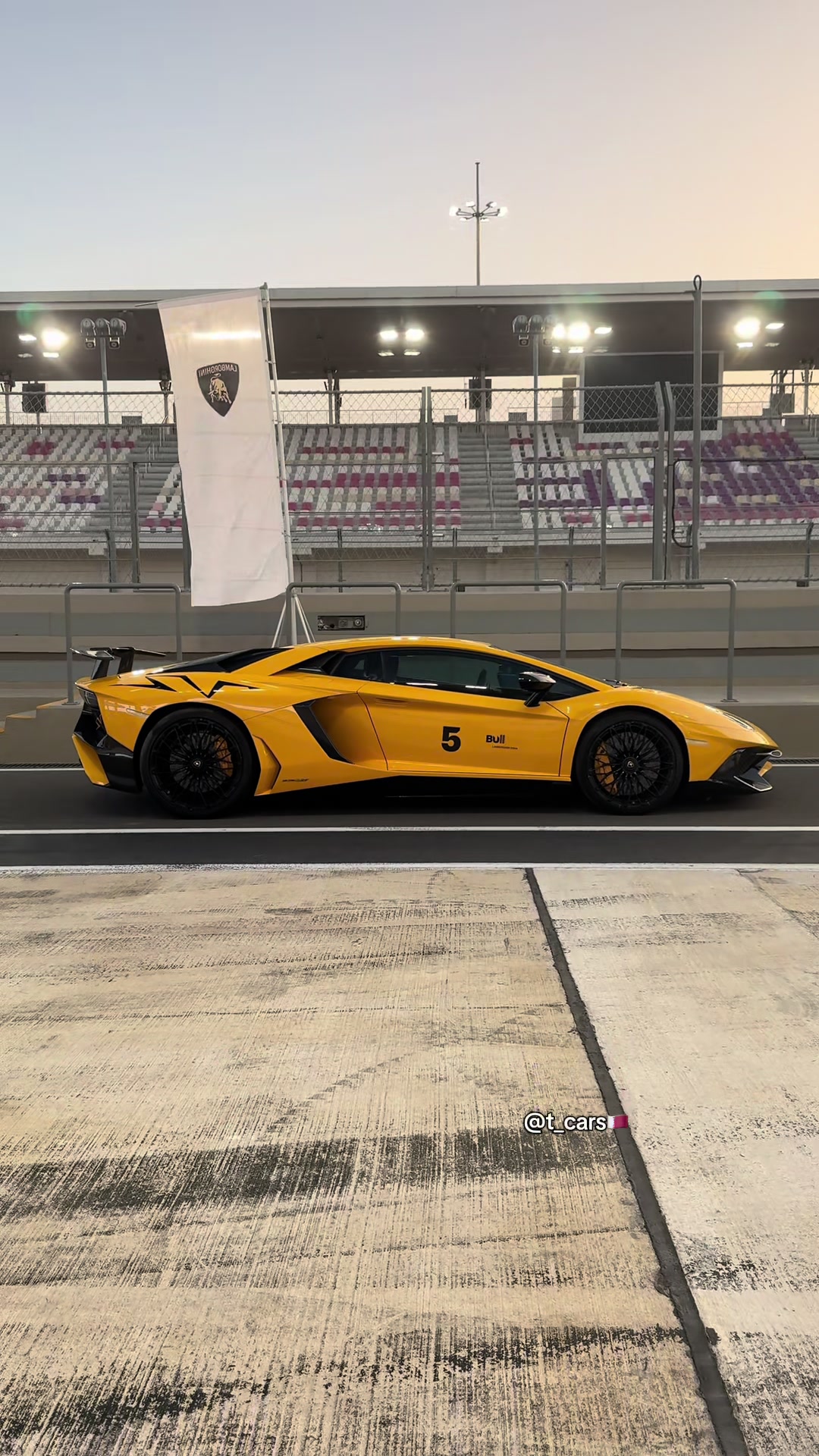 @T_cars 🇶🇦