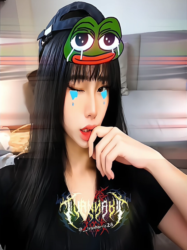 @๏ธ๐๐ซ๐๐ฃ ๐๐๐ง๐ง๐๐จ ๐ฑ