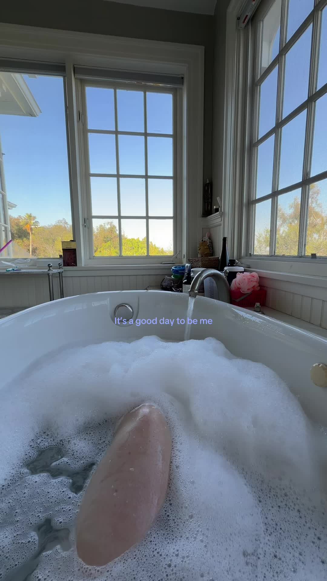 @Lo🌈