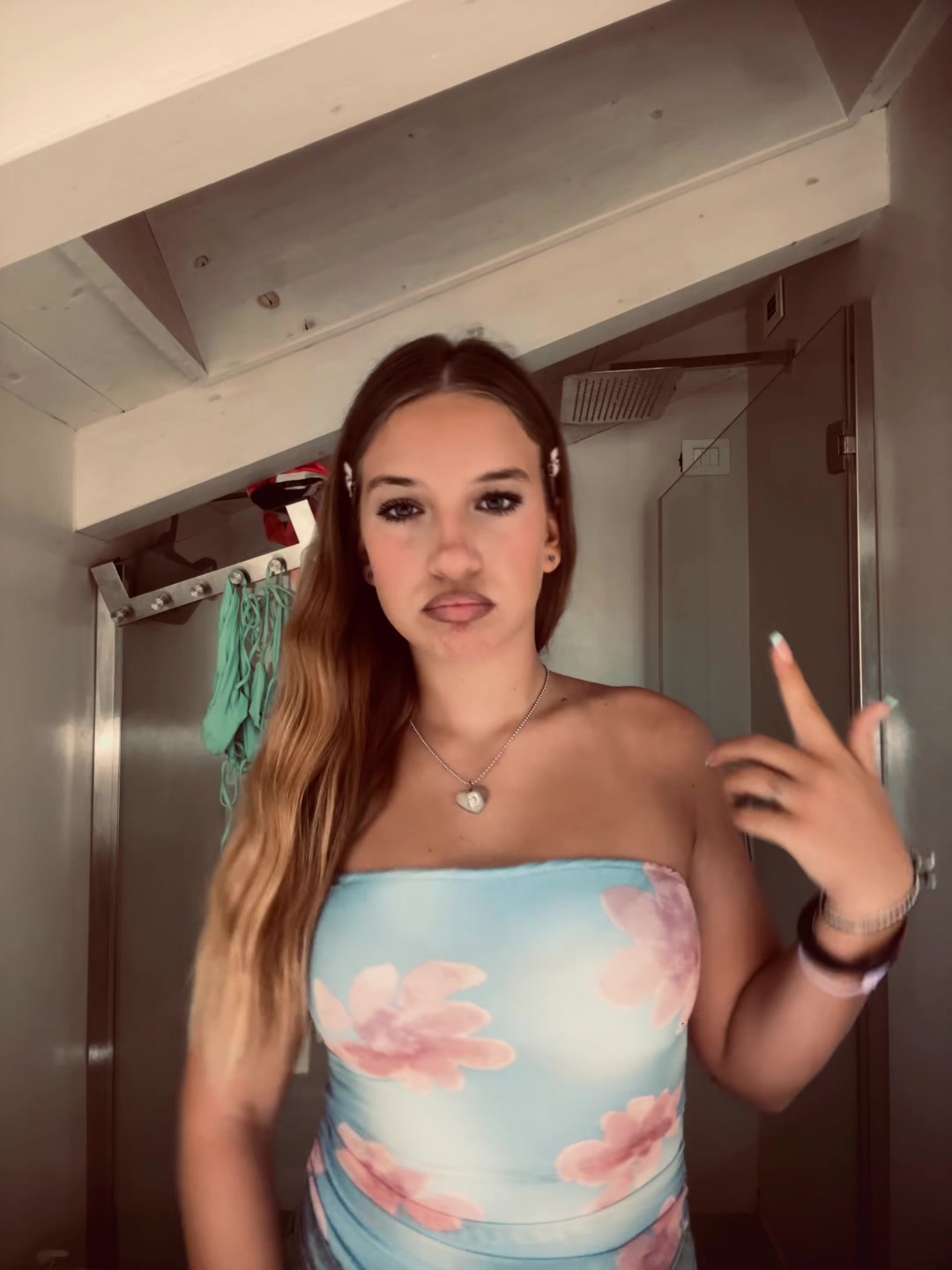 @𝟓𝟓𝟓🌟