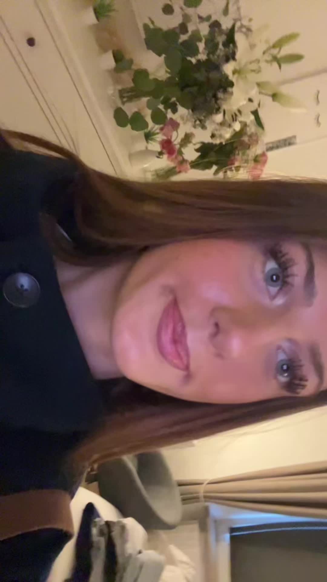 @𝐡𝐞𝐥𝐞𝐧𝐚