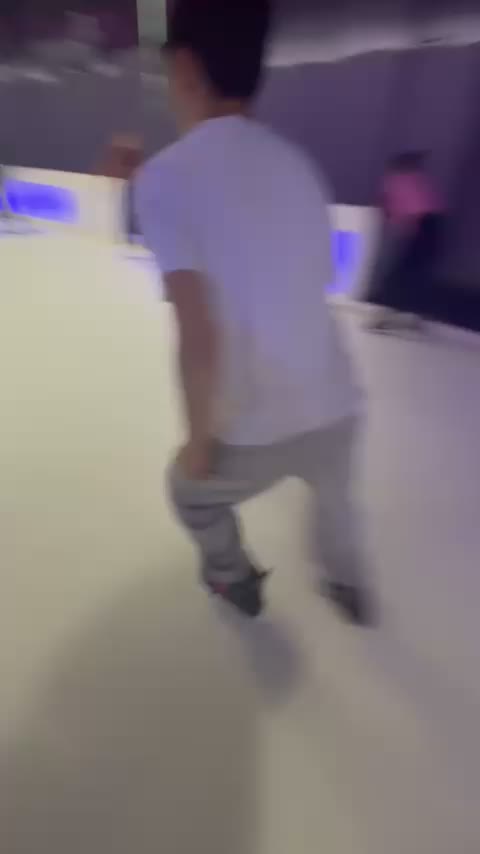 @𝒜𝓃𝒹𝓎𝟥𝟦𝓀🍓