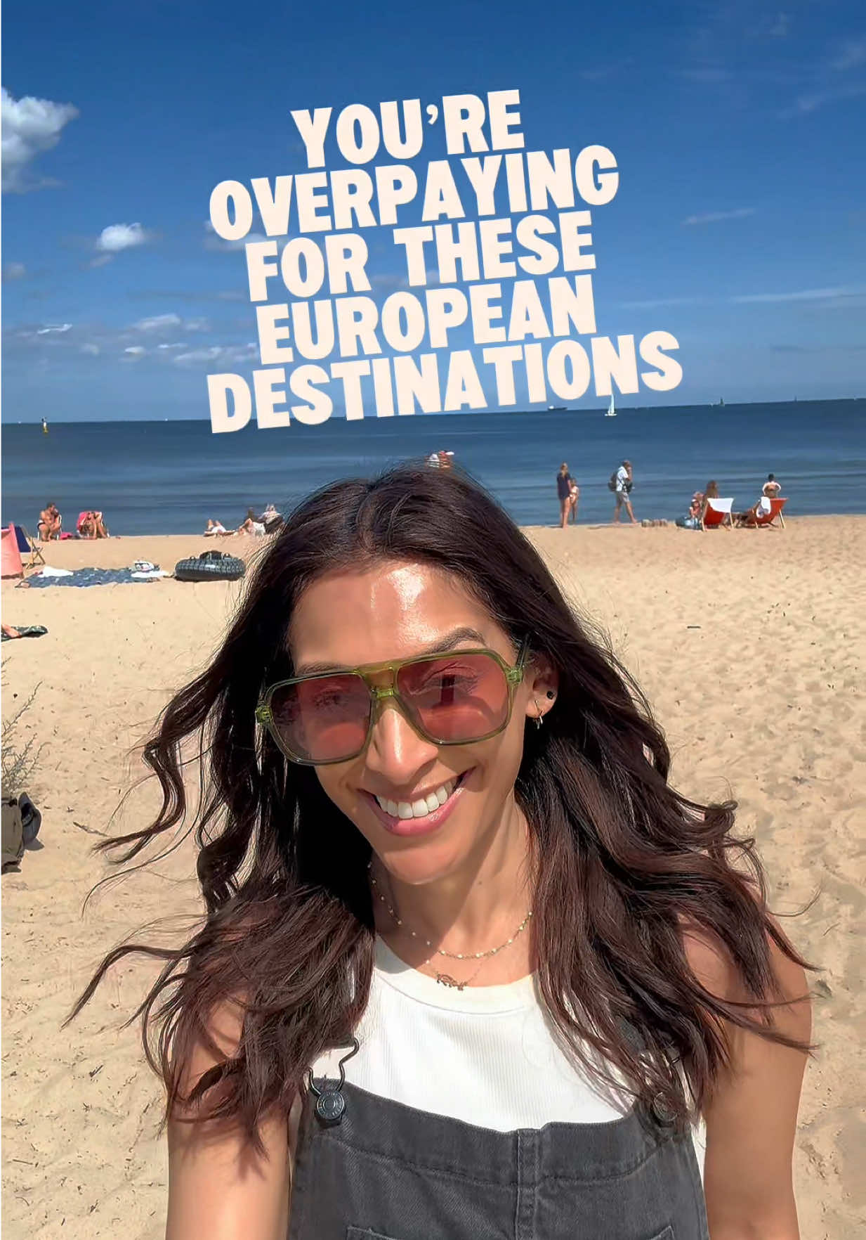@Curious Pixie&bull;Travel Creator