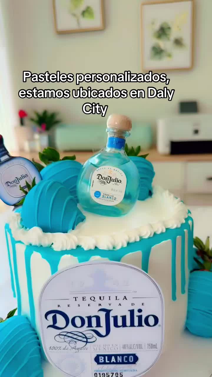 @Lupita&rsquo; Cakes 🎂