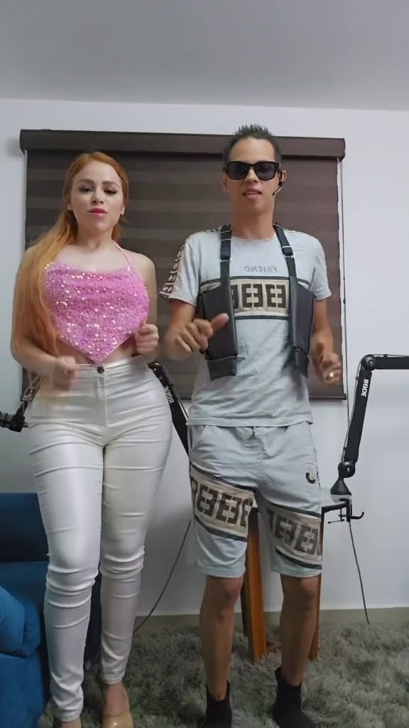 @soybellaangel 🎤
