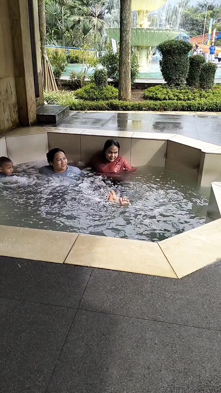 @watiwatini