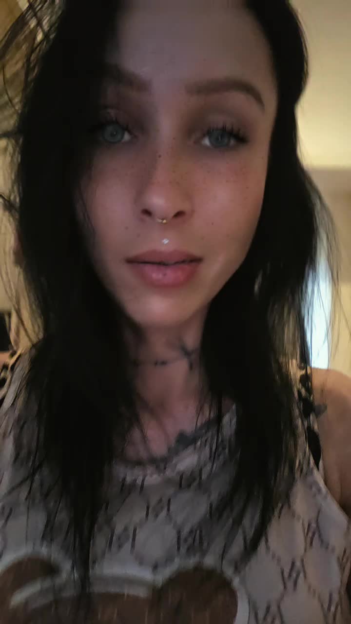 @Cleo_Glowi