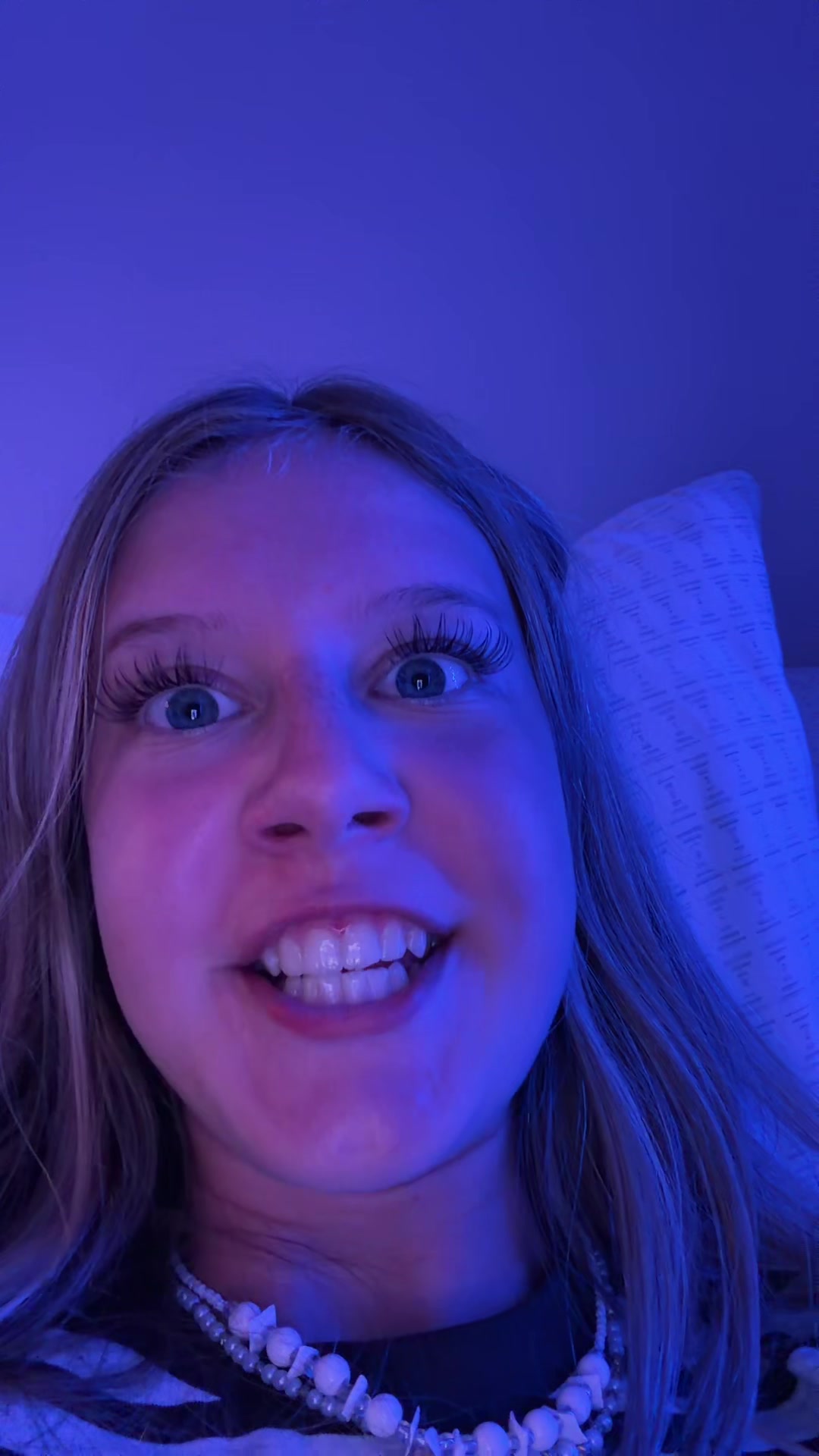@🦄
