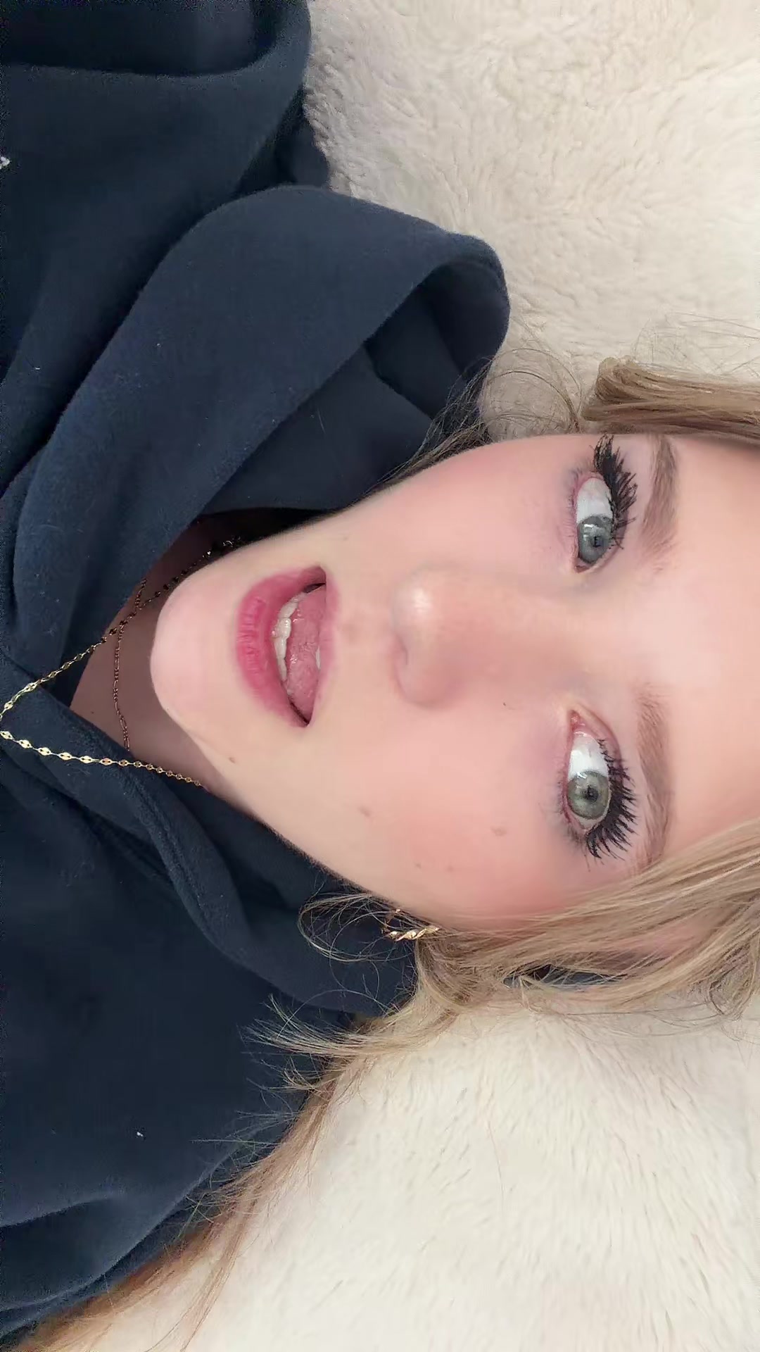 @lilyidk_