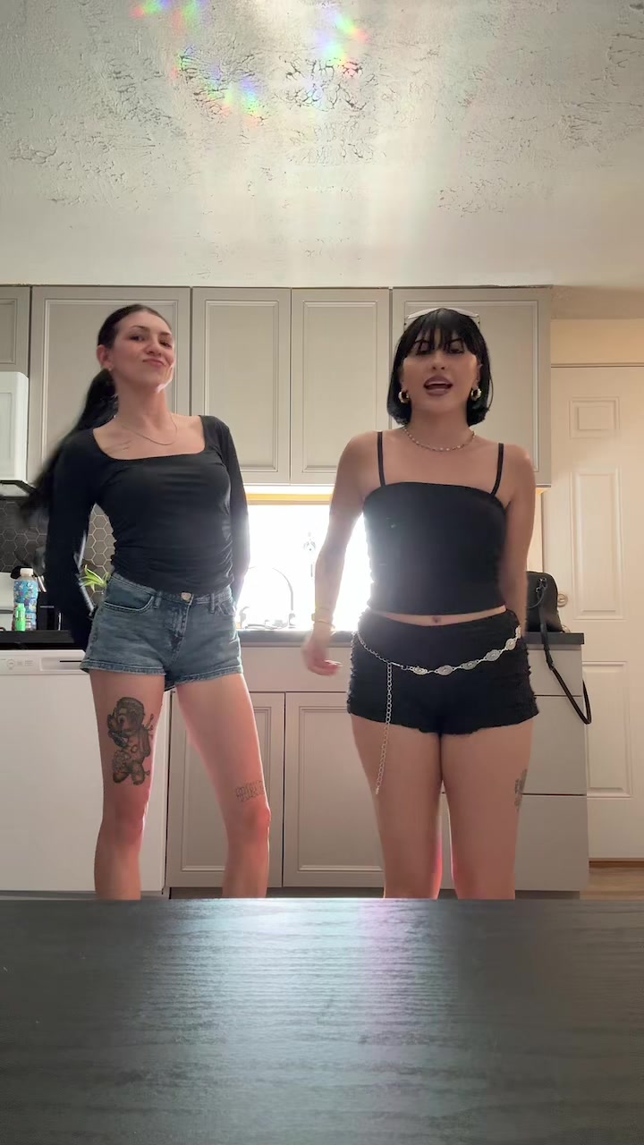 @Tessa Lee