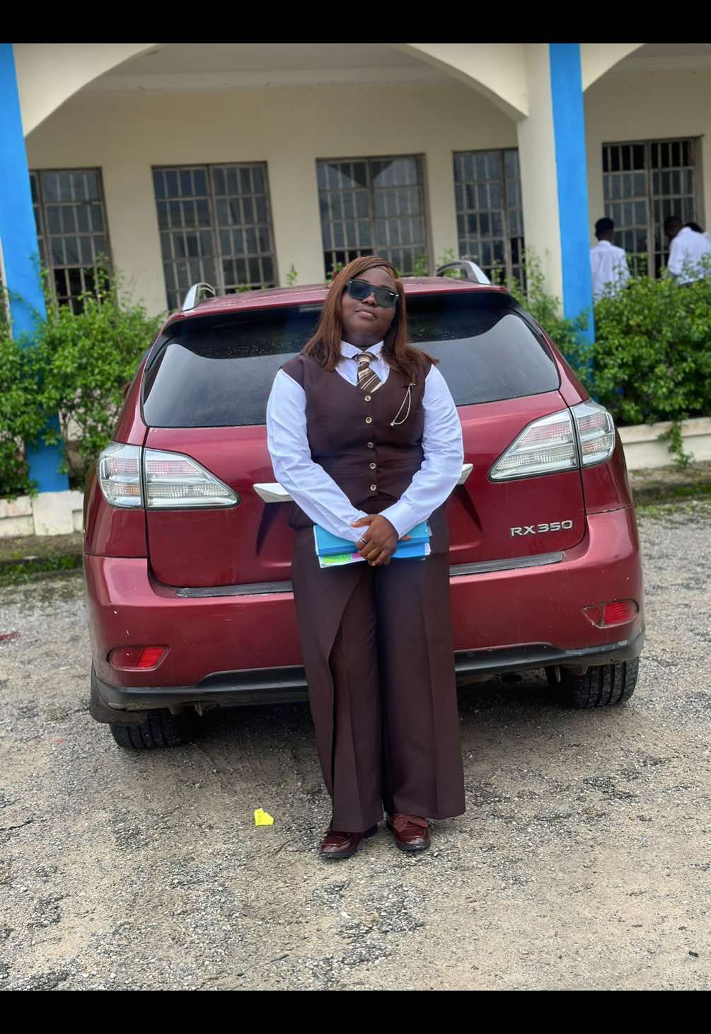 @UGHELLI FASHION DESIGNER🪡🧵