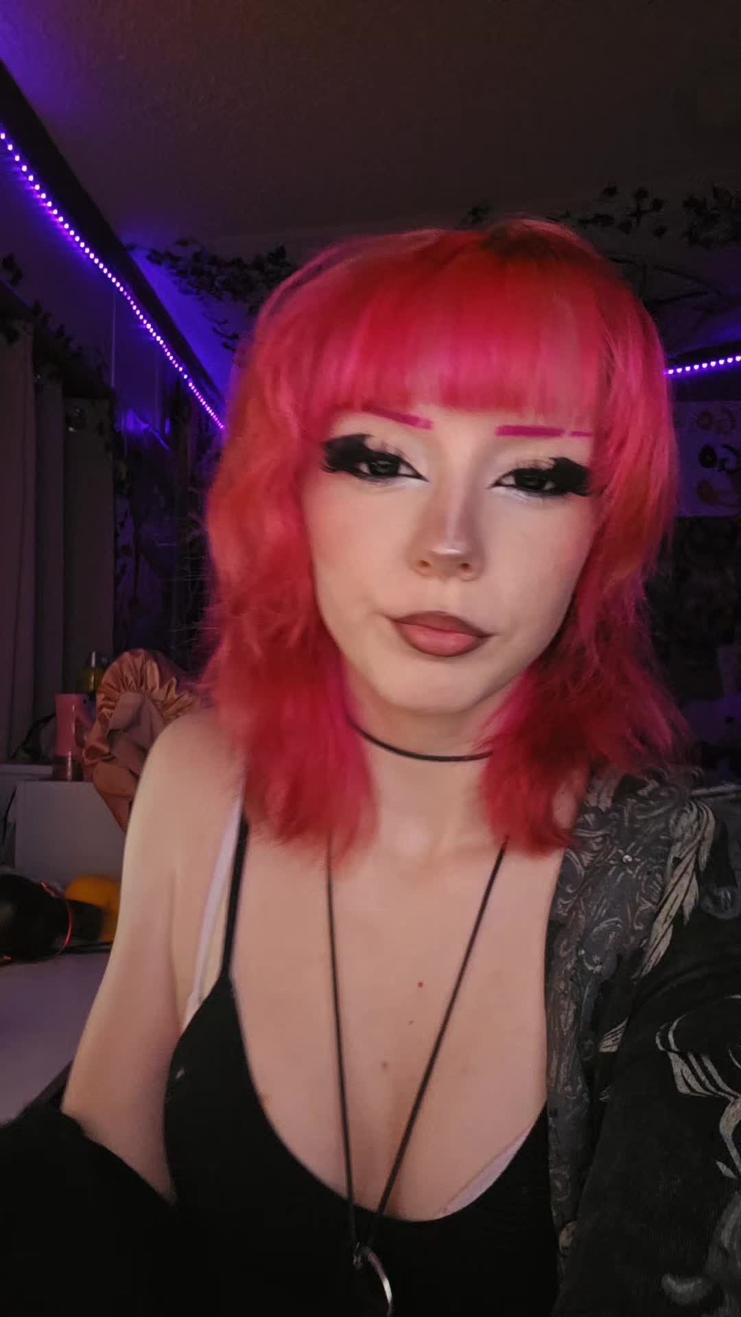 @⋆ ˚｡⋆୨Bri୧⋆ ˚｡⋆