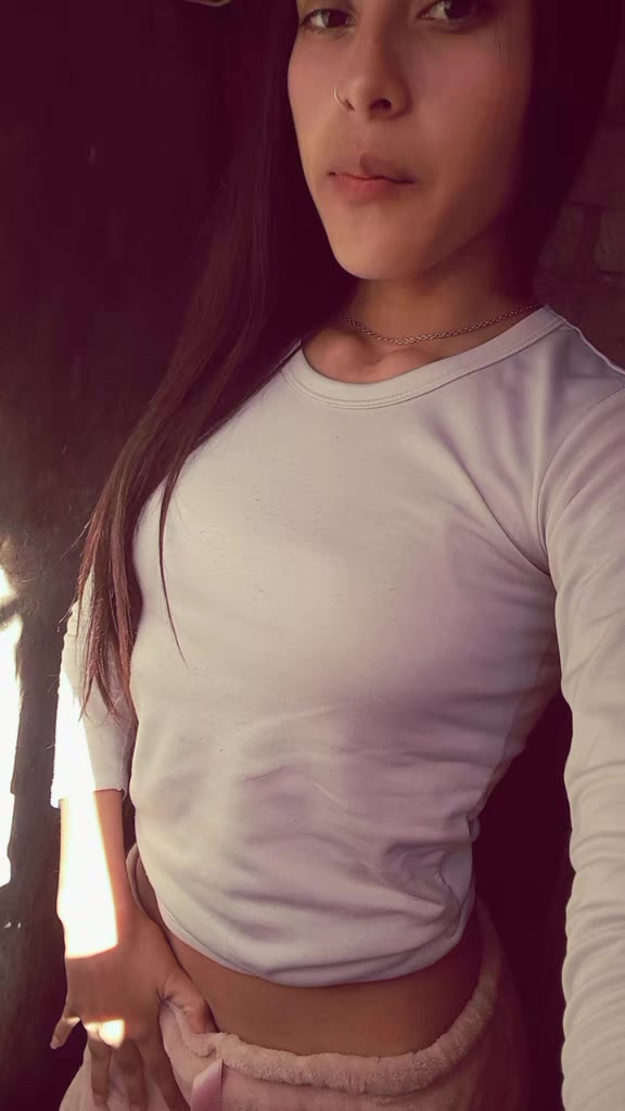@nickii_perez