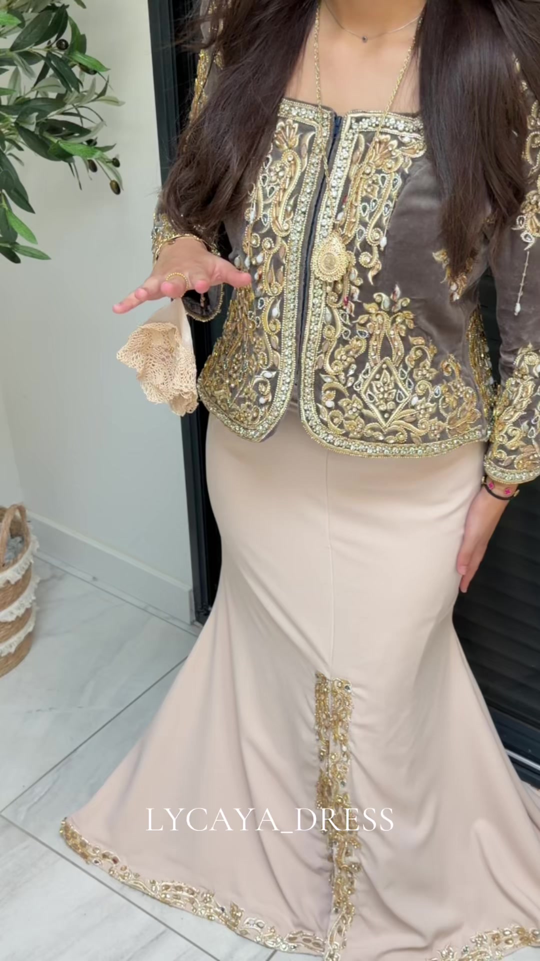 @LYCAYA_DRESS 👗