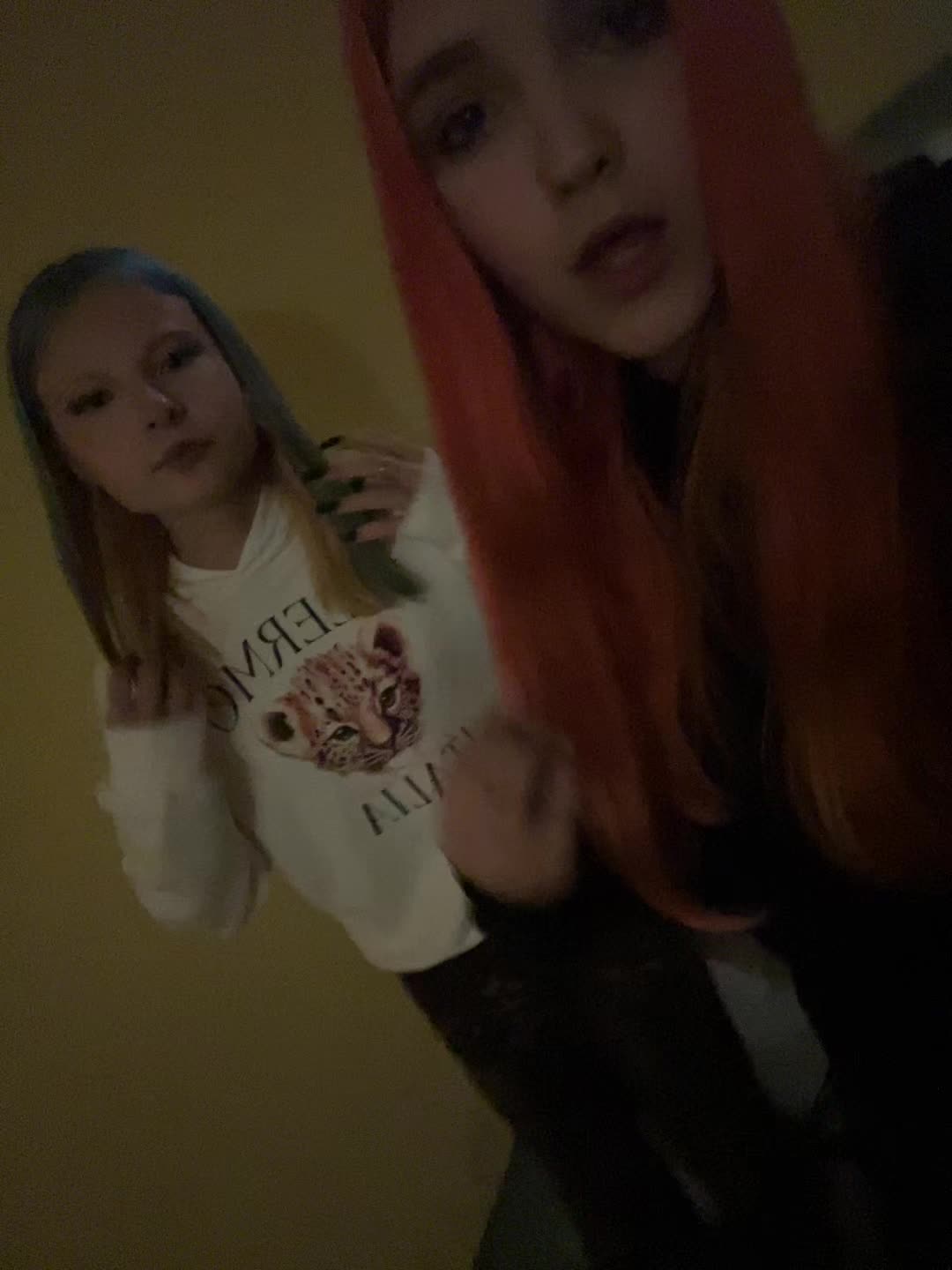 @Элька карамелька💋🍭