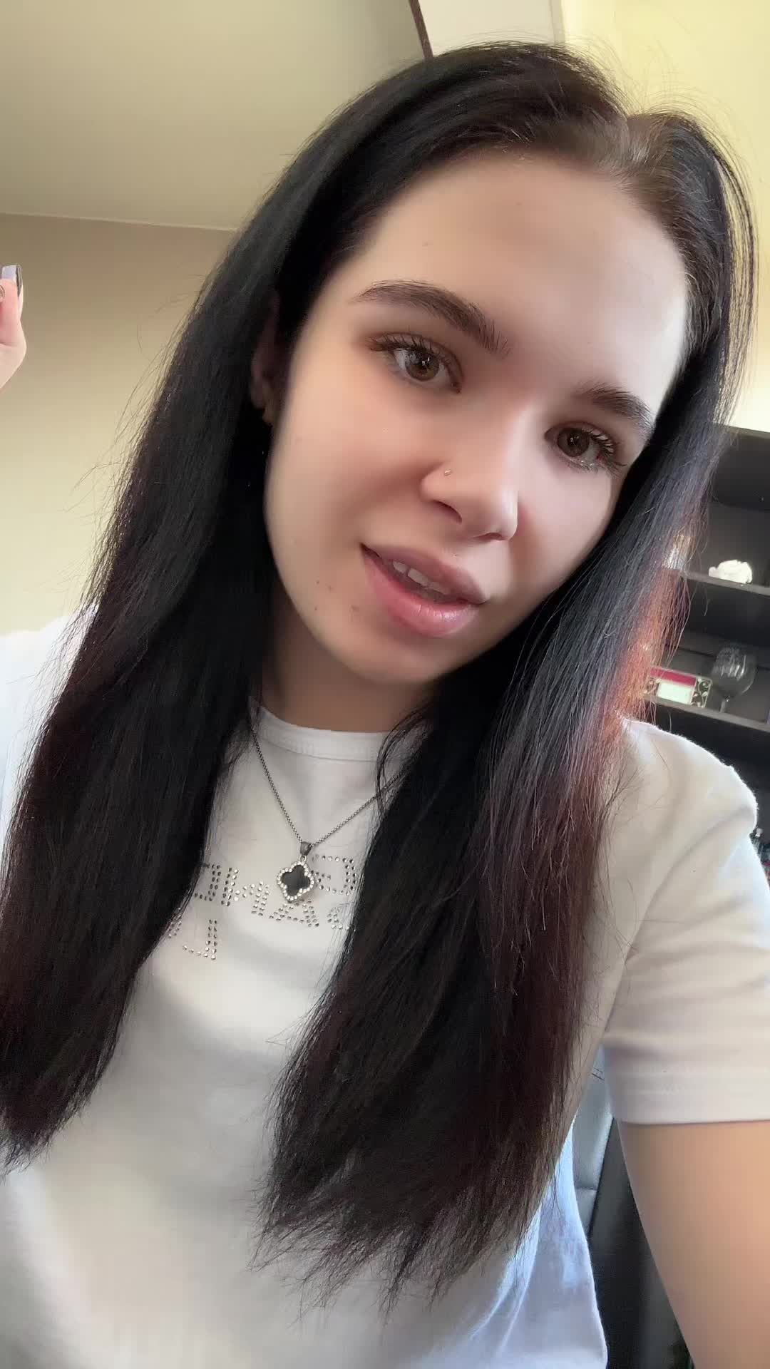 @😉Кнопочка😉