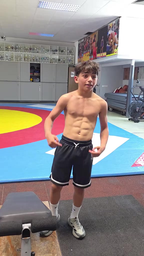 @Twinkboy