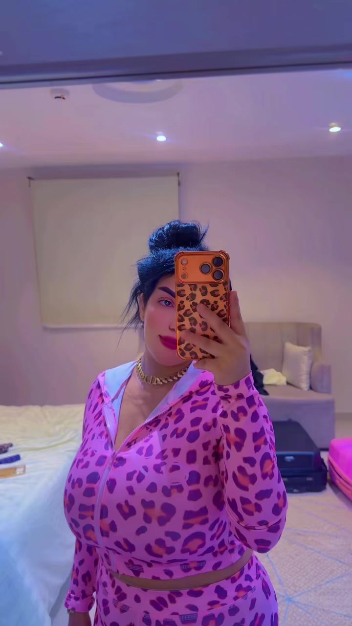 @👑sahoura👑