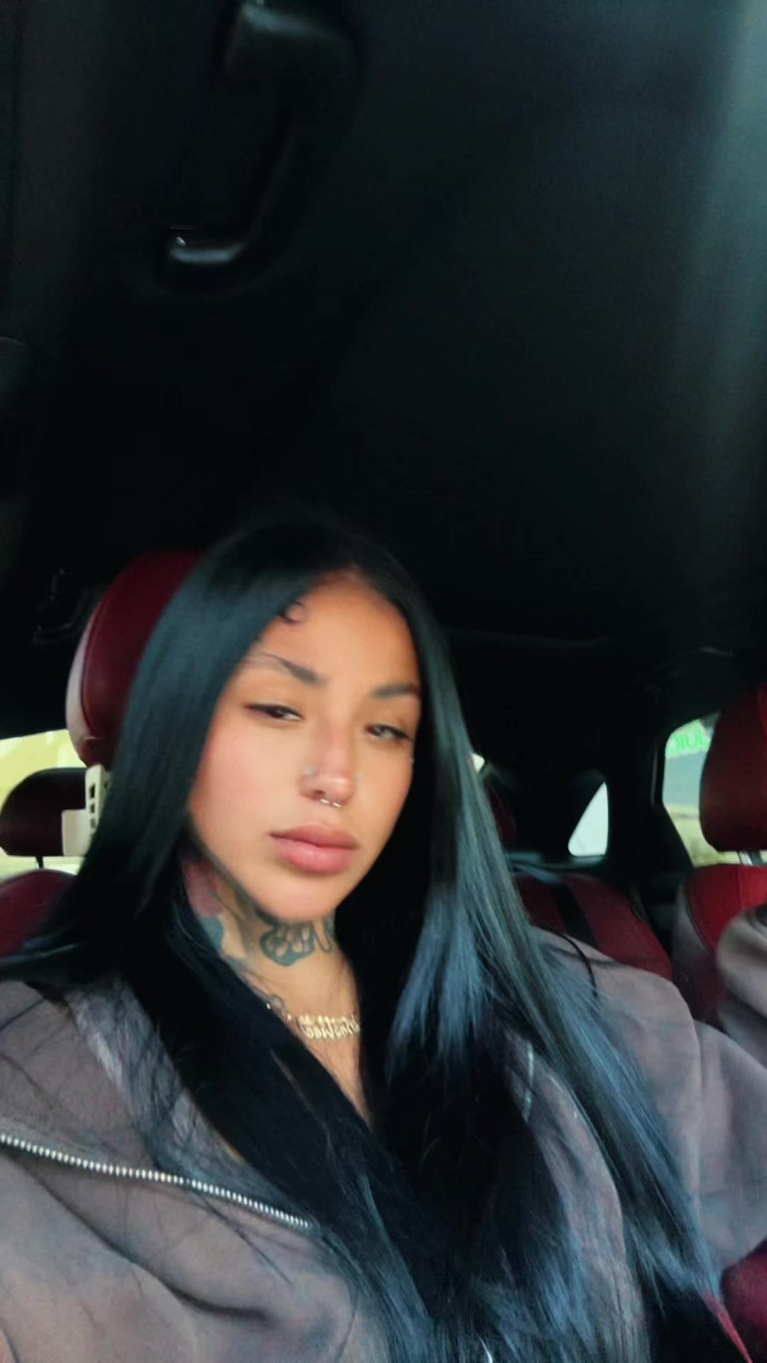 @DesireeJaay💜