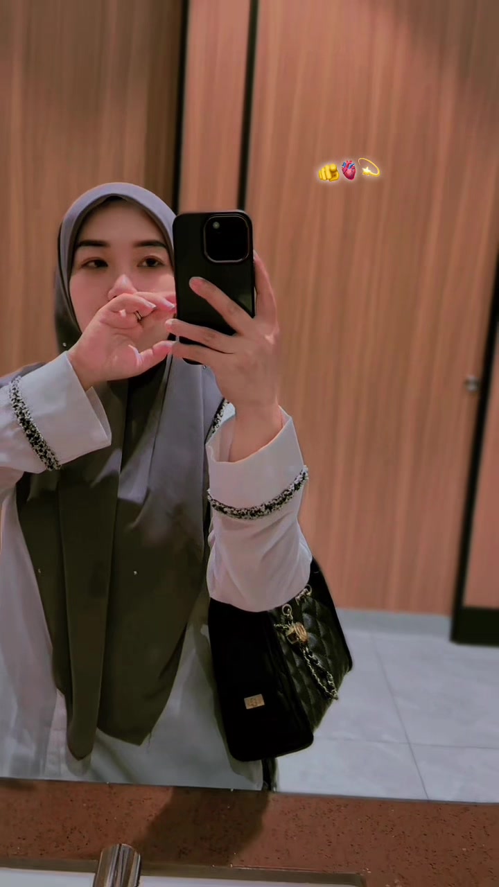 @Noor🧿💫