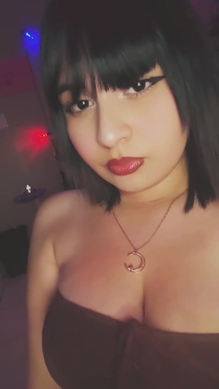 @🦚