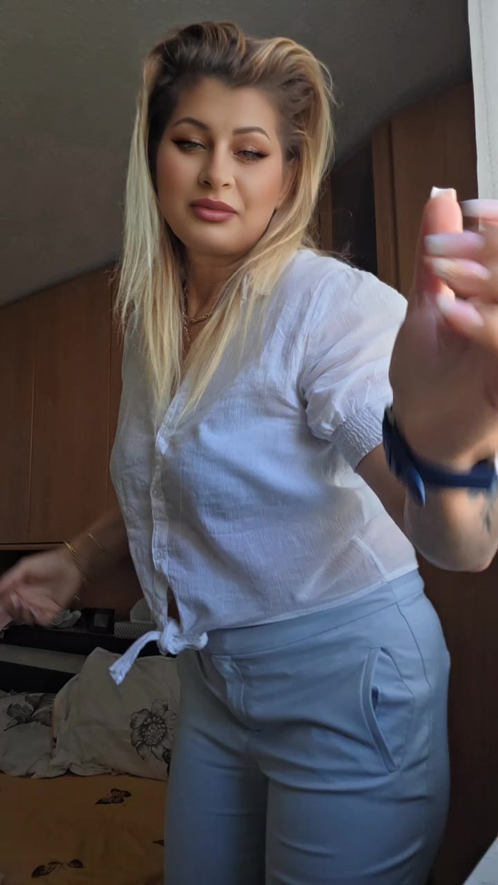 @Șefa Blondy🥰