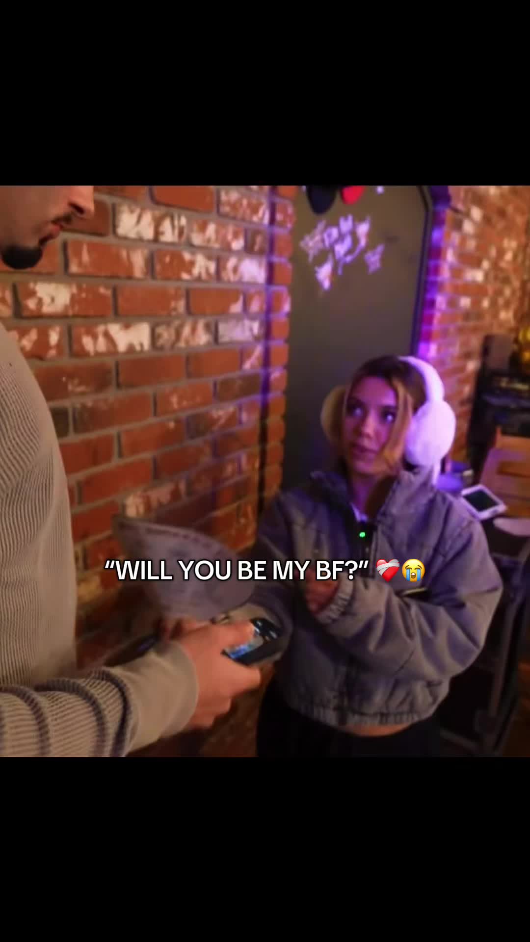 @Kn