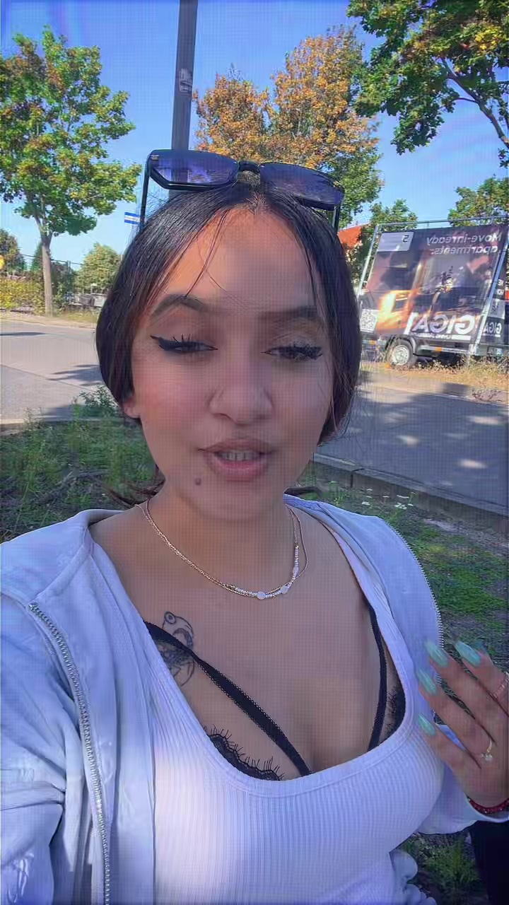 @Mina