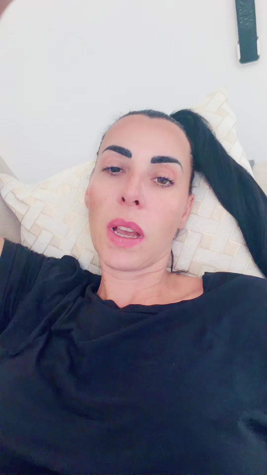 @Robivizi