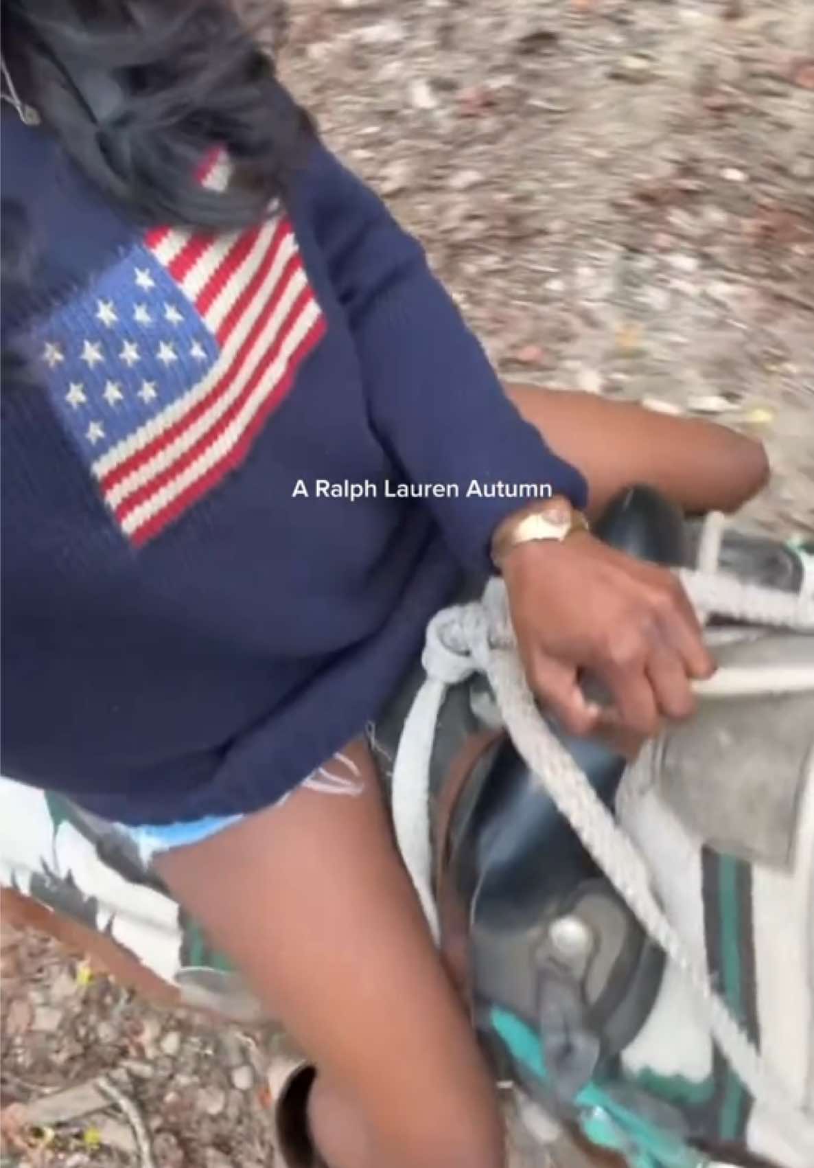 @NiyaNextDoor