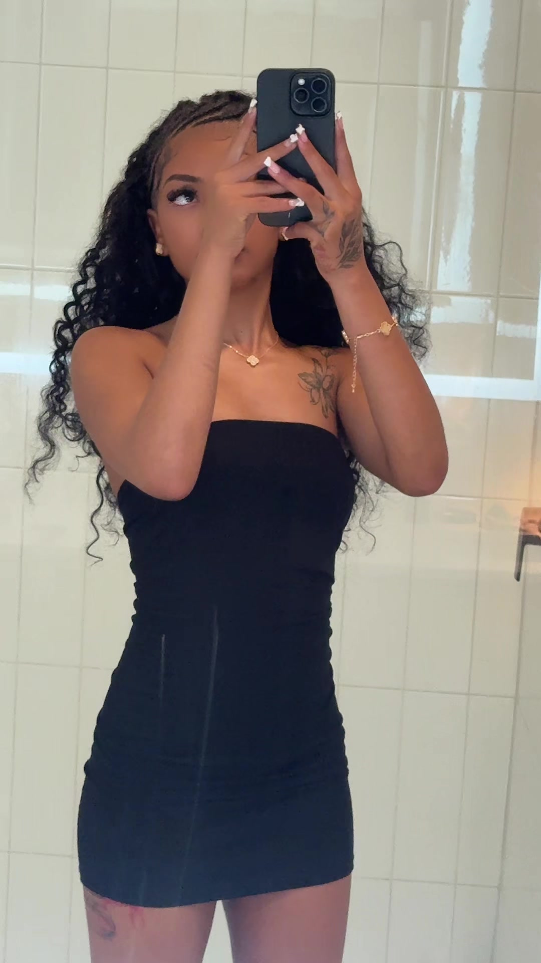 @sexyscorpiowlrd