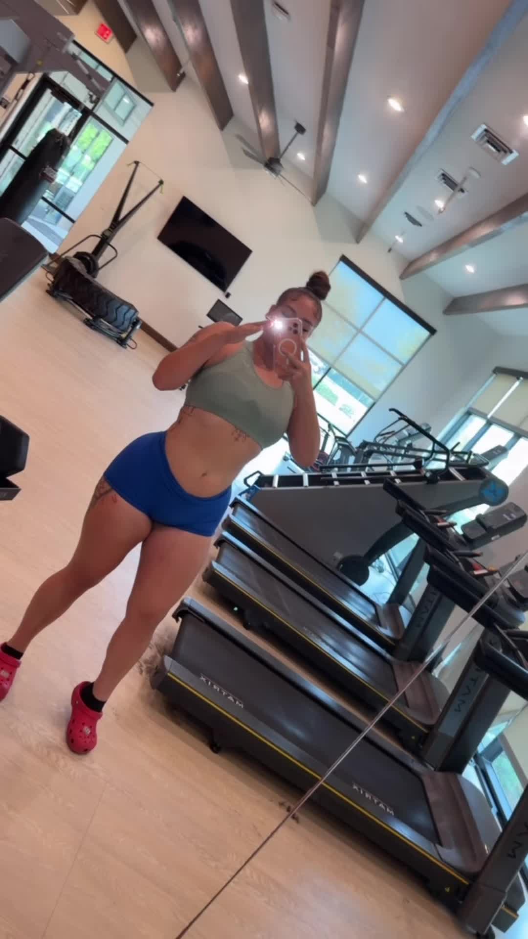 @2brazyy_