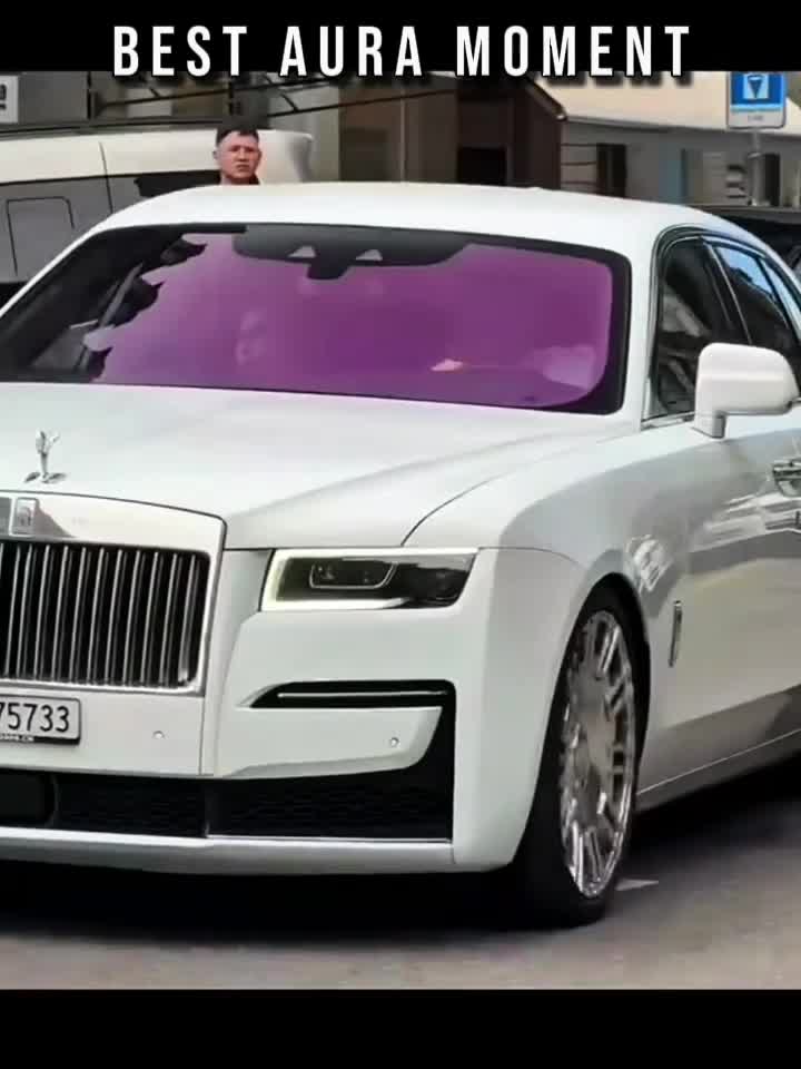 @♛ 𝓑𝓜𝓦 𝓔𝓓𝓘𝓣𝓧 ♛