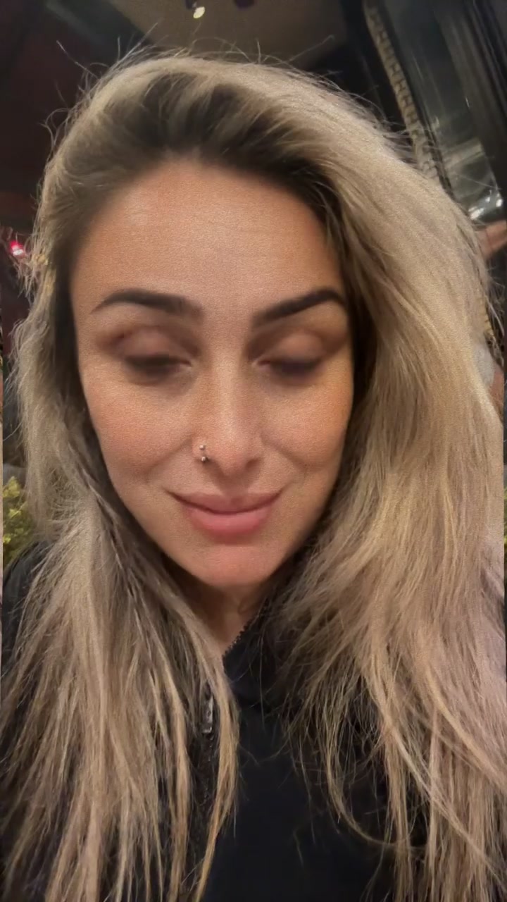 @Elaynll