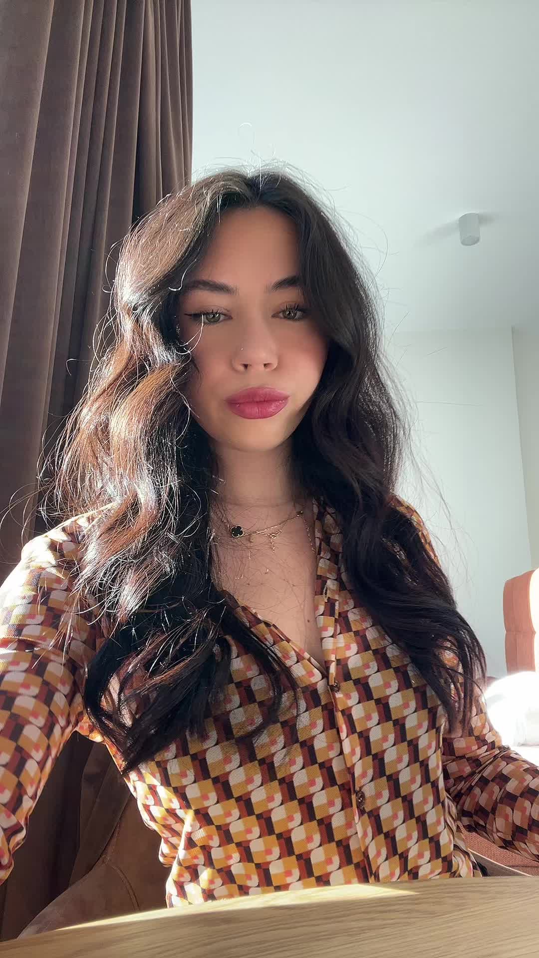 @J🧿
