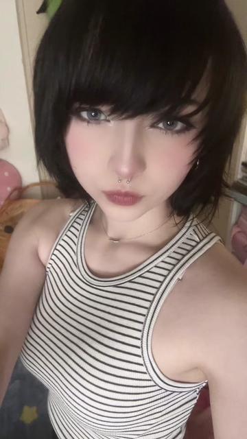 @elliibear